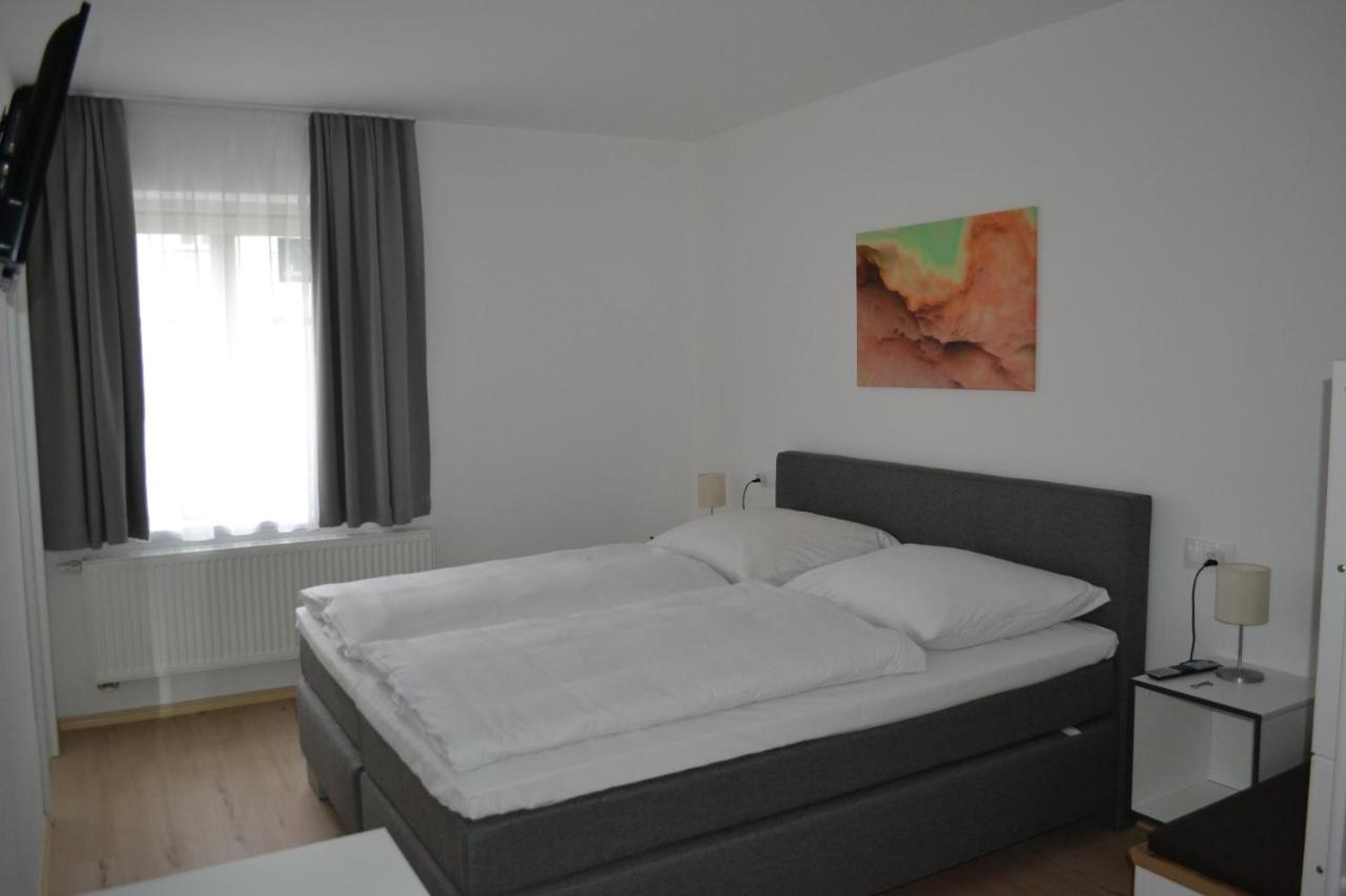 Platia - Rooms 군즈부르크 외부 사진